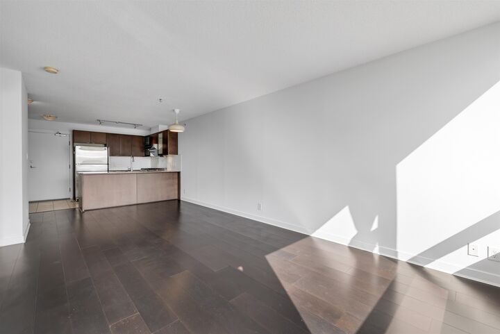 Property Photo: 7575 Alderbridge Way 1002 BC V6X 4L1