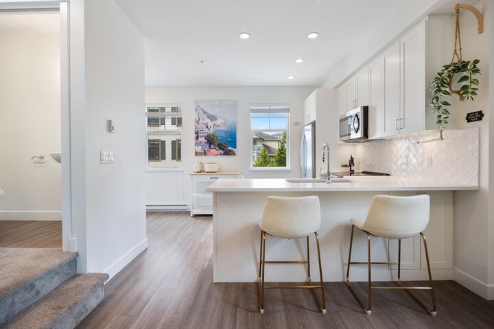 Property Photo: 1818 Harbour Street 6 BC V3B 1A8