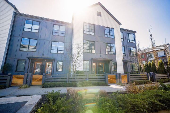 Property Photo:  1321 Halyard Place  BC V8B 2A1 