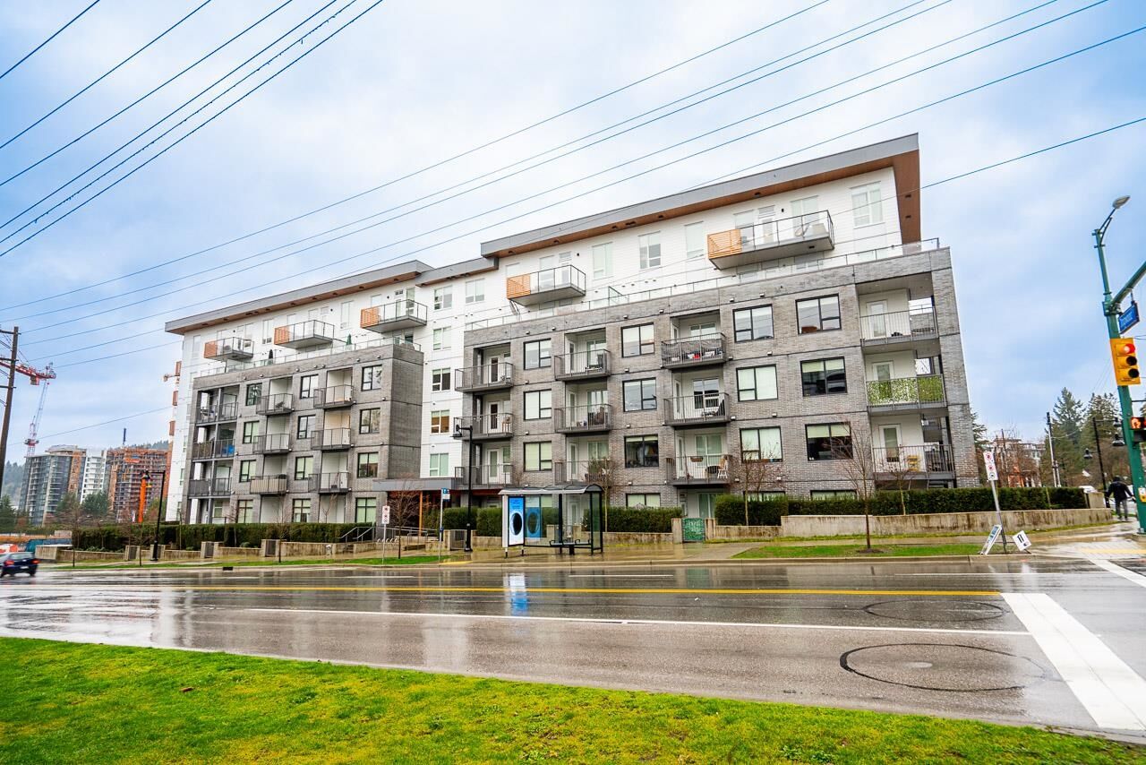 Property Photo:  645 Como Lake Avenue 308  BC V3J 0N9 