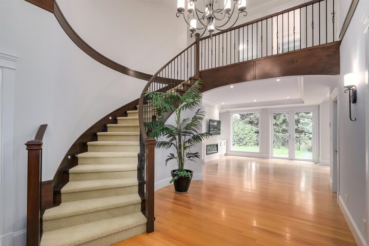 Property Photo: 352 St. James Crescent BC V7S 1J8
