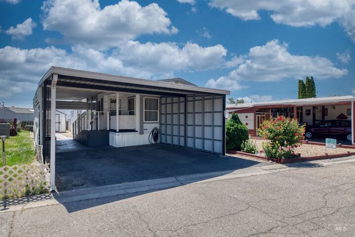 Property Photo: 2205 E Linden St. #30 Trlr 30 ID 83605