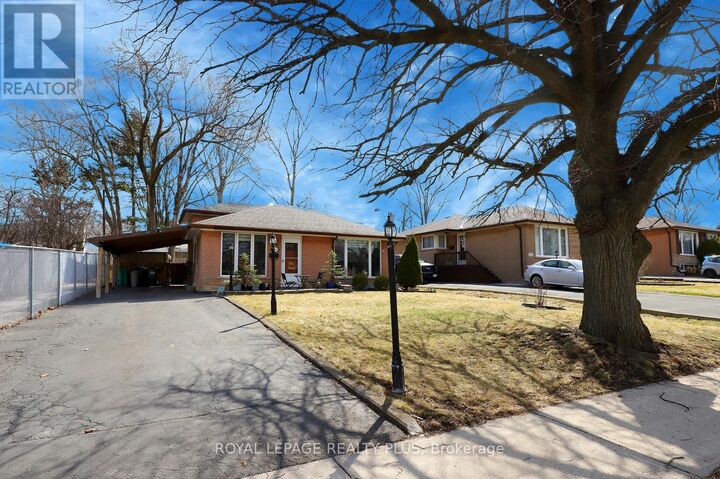Property Photo:  2694 Truscott Drive  ON L5J 2B7 