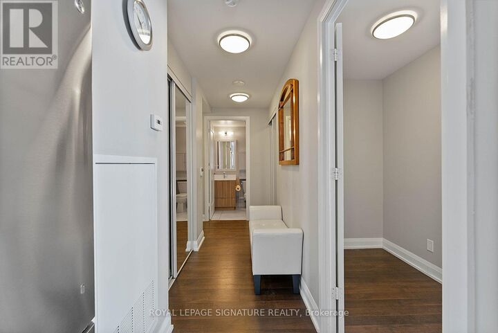 Property Photo:  56 Annie Craig Drive 510  ON M8V 0C5 