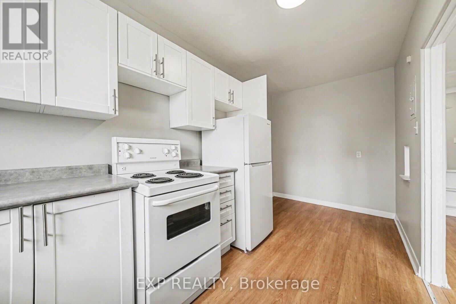 Property Photo:  1455 Morisset Avenue 08  ON K1Z 8G1 