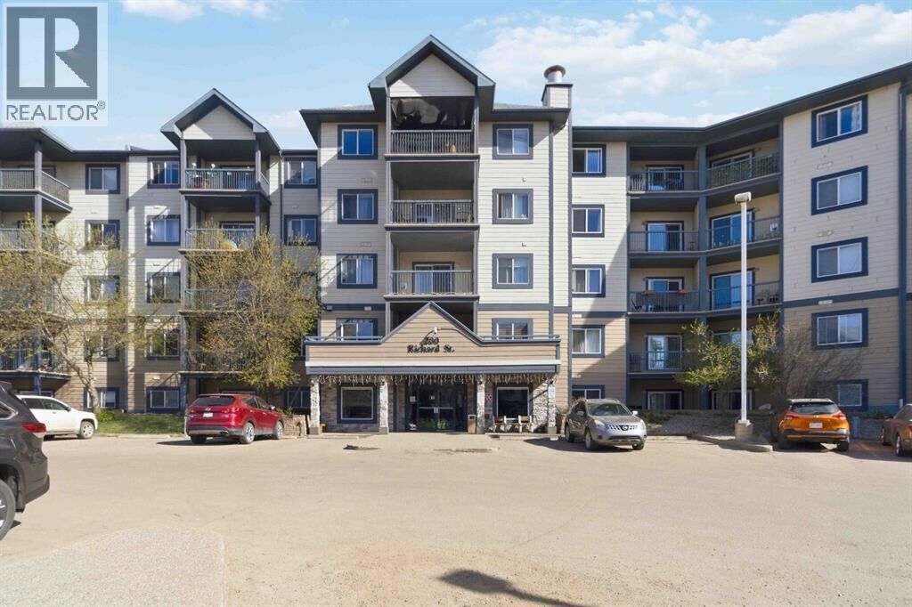 Property Photo:  200 Richard Street  AB T9H 5H6 