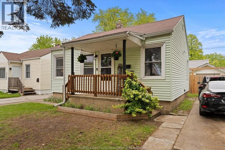 Property Photo:  1588 Central Avenue  ON N8Y 3V8 
