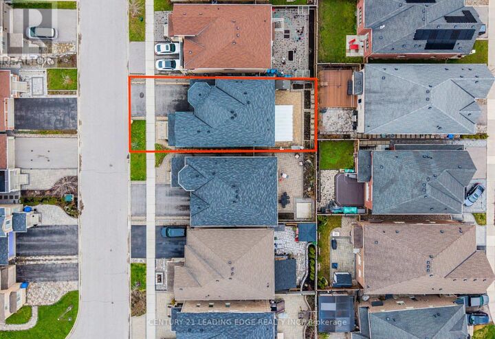 Property Photo: 62 Creekland Avenue ON L4A 1X4