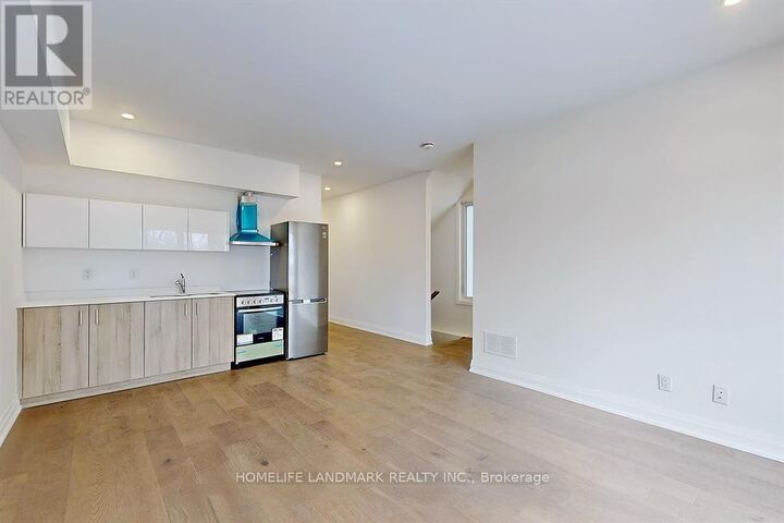 Property Photo:  35 Persica Street Lower  ON L4E 1L3 