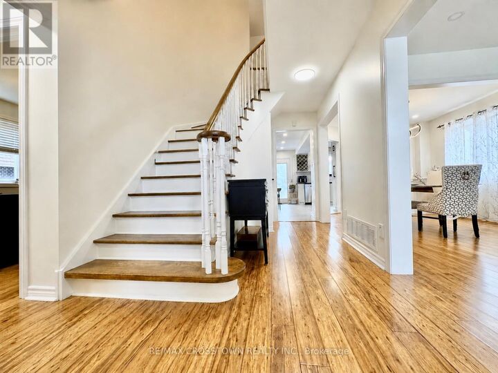 Property Photo:  25 Nicole Marie Avenue  ON L4M 6Z1 