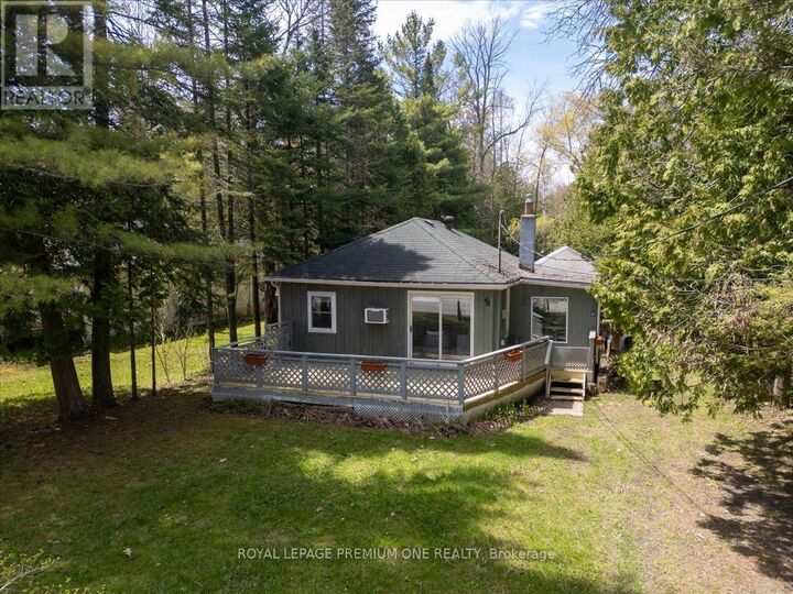 Property Photo: 40 45th Street North ON L9Z 1Z3
