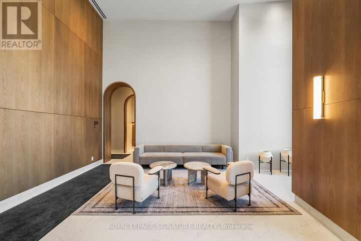 Property Photo: 1185 Dupont Street 2510 ON M6H 0G5