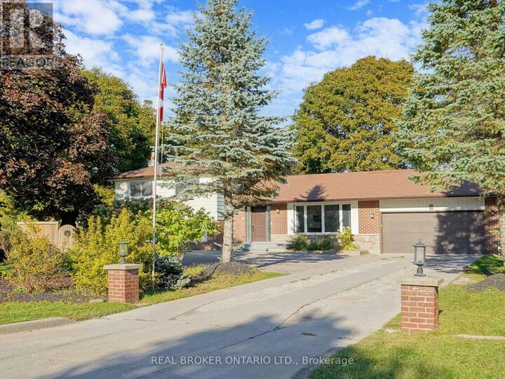 Property Photo:  15 Jasmine Crescent  ON L4A 7X4 