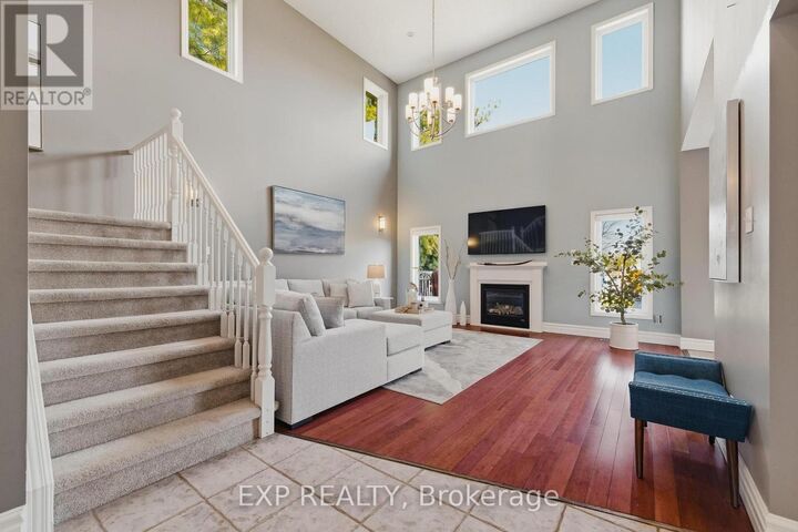 Property Photo:  606 Doon Drive South  ON N2P 2X4 