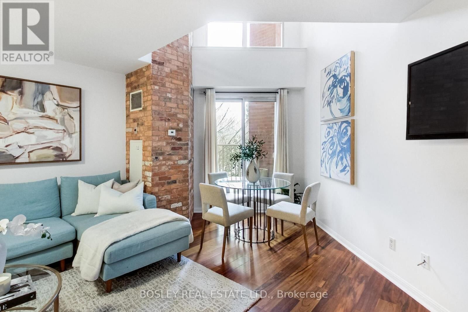 Property Photo:  119 Merton Street 215  ON M4S 3G5 