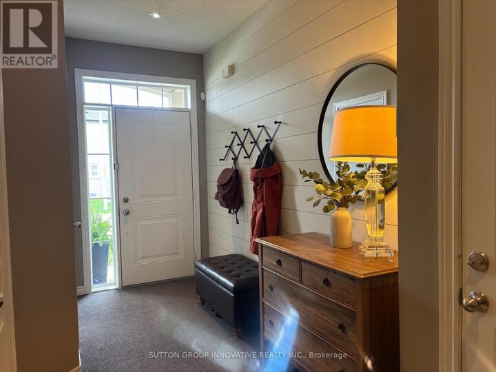 Property Photo:  45 Candlewood Court  ON L8W 0C4 