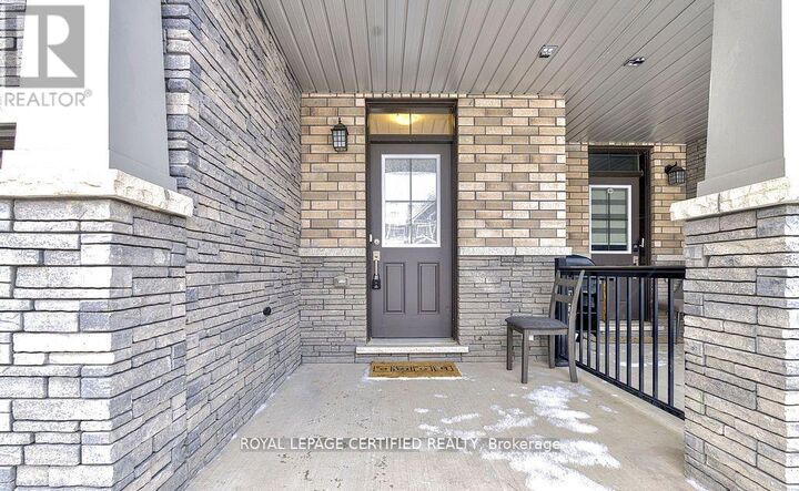 Property Photo:  51 Ever Sweet Way  ON L2V 0K9 