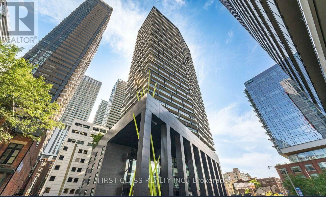 Property Photo:  125 Peter Street 1402  ON M5V 0M2 
