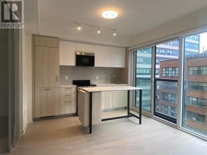 Property Photo:  65 Mutual Street 901  ON M5B 0E5 