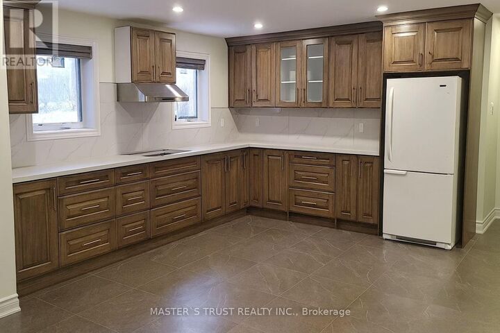 Property Photo: 2 Chipwood Crescent ON M2J 3X7