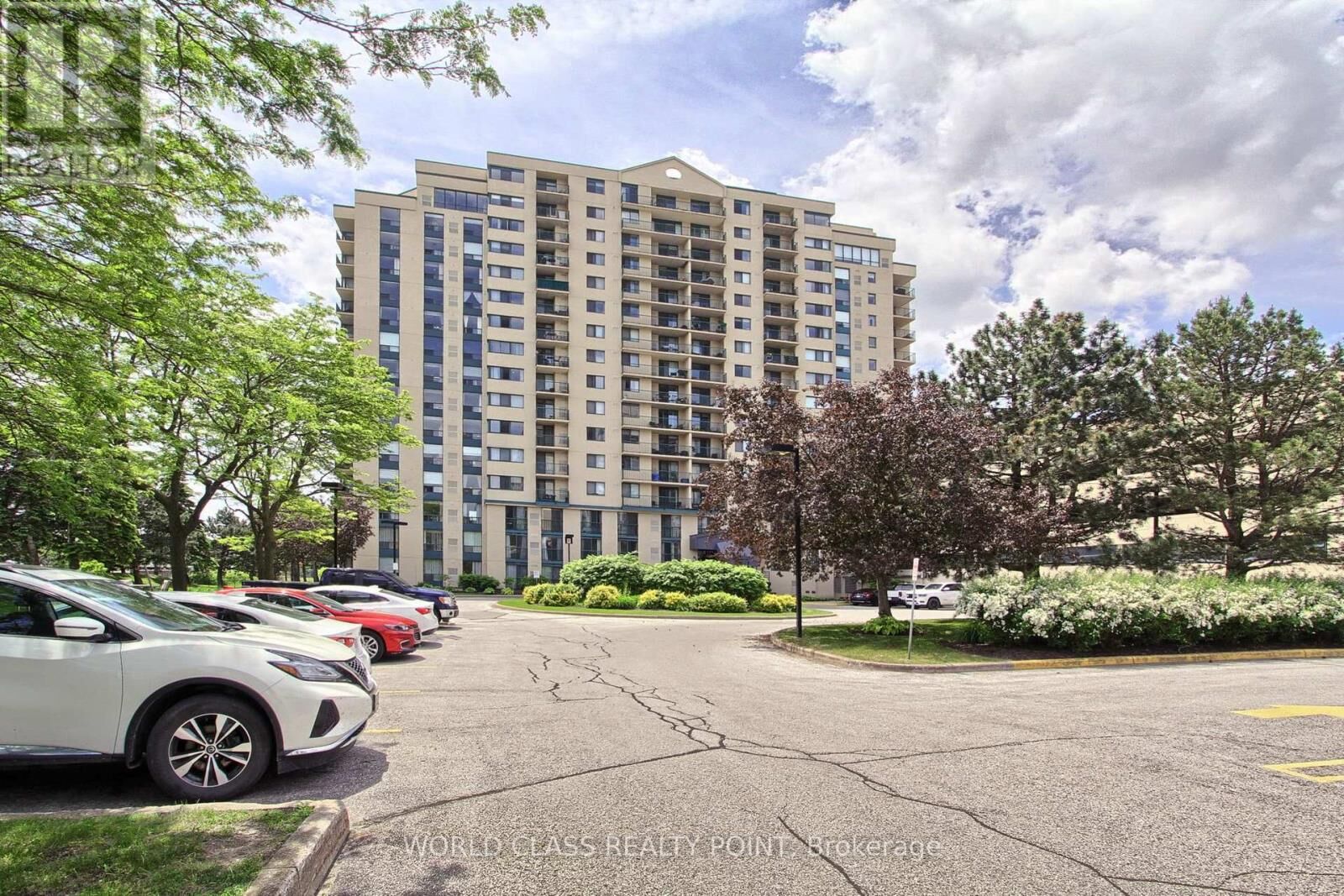 Property Photo: 75 Ellen (For Sale) Street 207 ON L4N 7R6