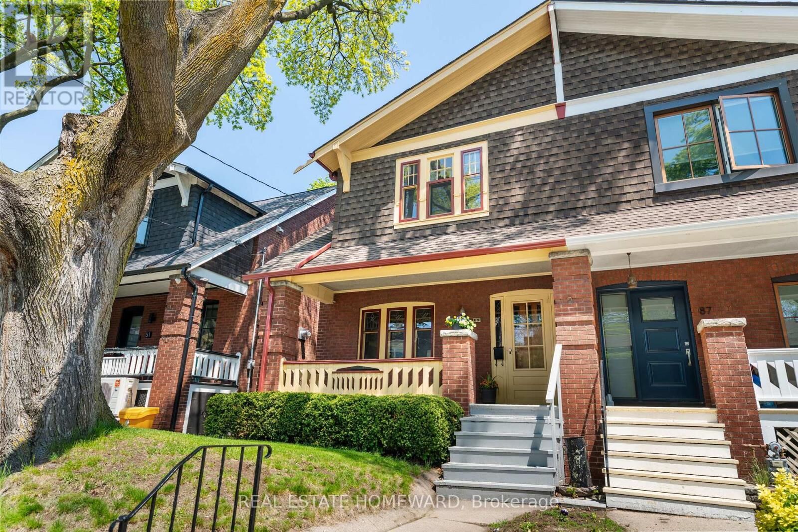 Property Photo:  89 Scarboro Beach Boulevard  ON M4E 2W9 