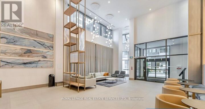 Property Photo:  4130 Parkside Village Drive 3607  ON L5B 3M8 