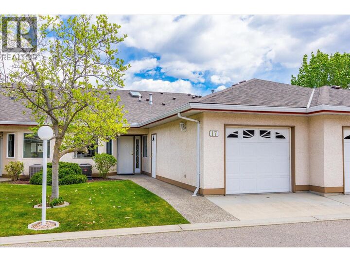 1874 Parkview Crescent 17 — photo 1