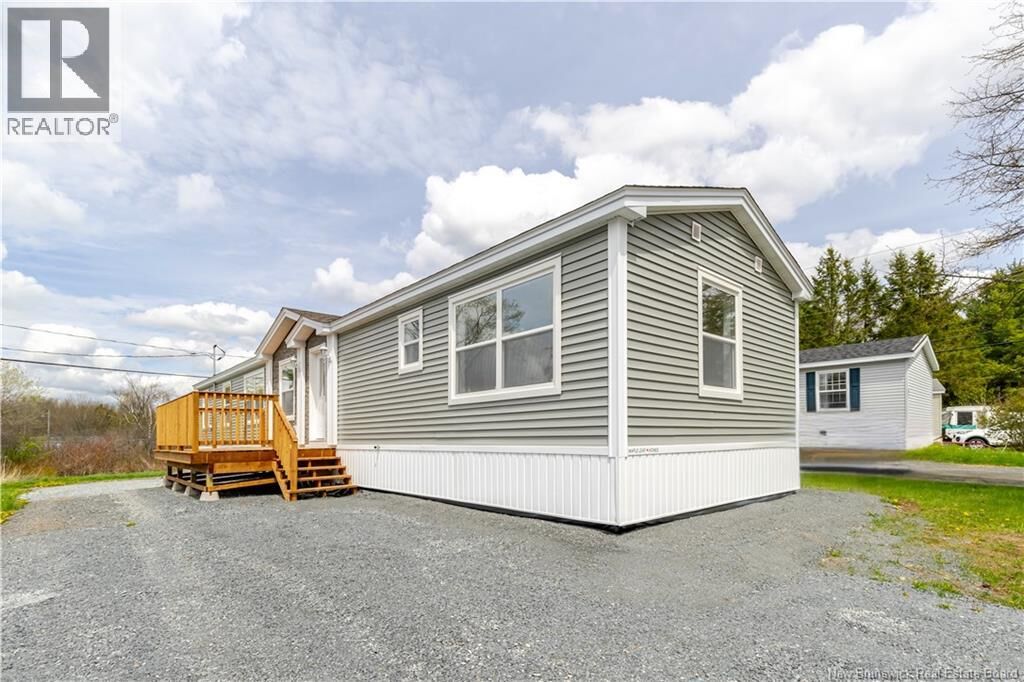 Property Photo:  33 Tamarack Drive  NB E3B 6V1 