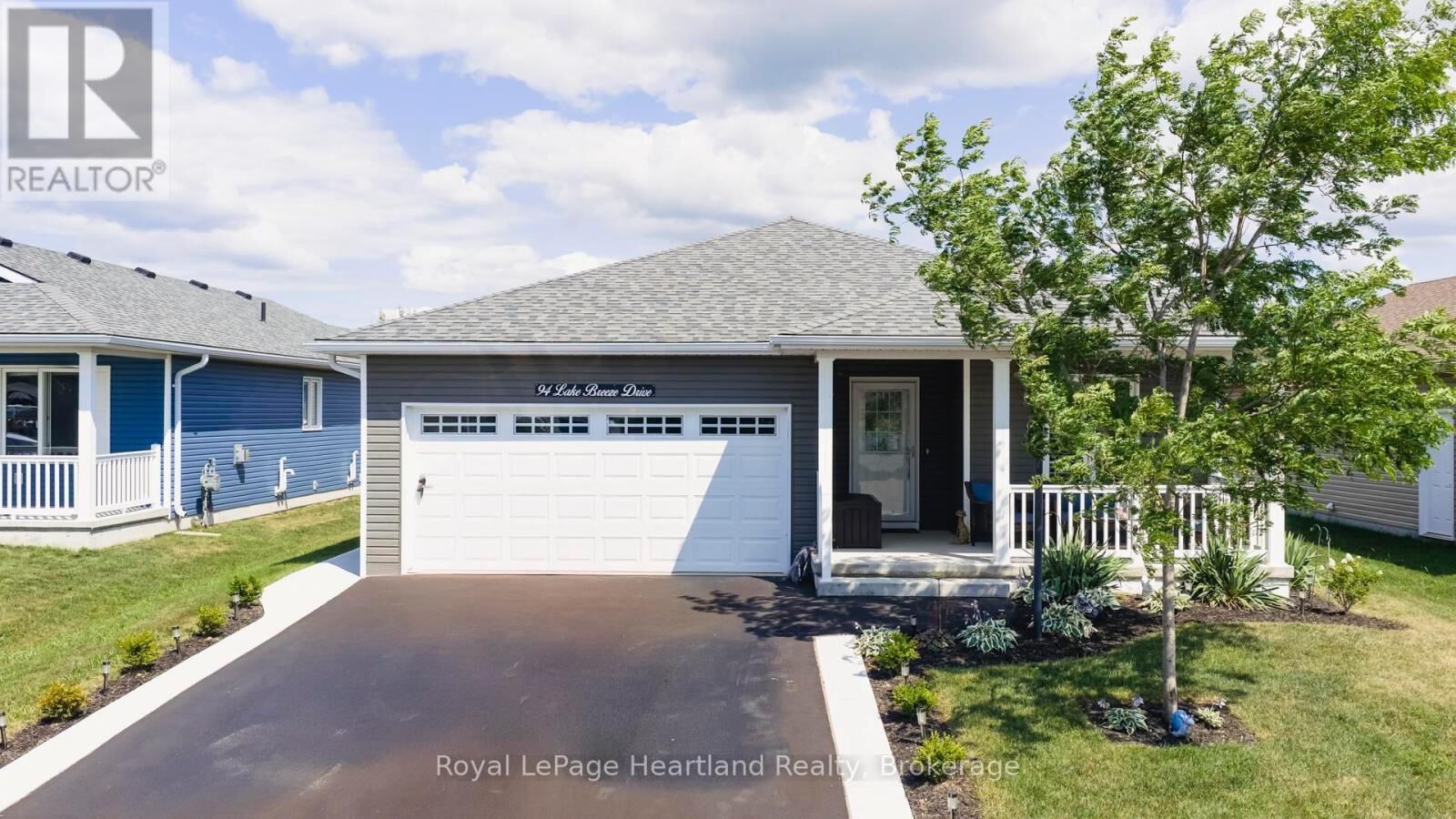 Property Photo:  94 Lake Breeze Drive  ON N7A 0B9 