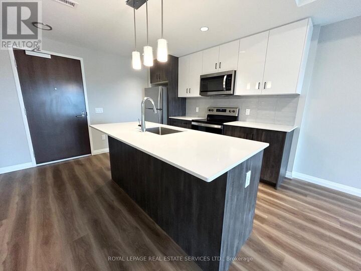 Property Photo: 28 Westhill Drive 304 ON N2J 0G8