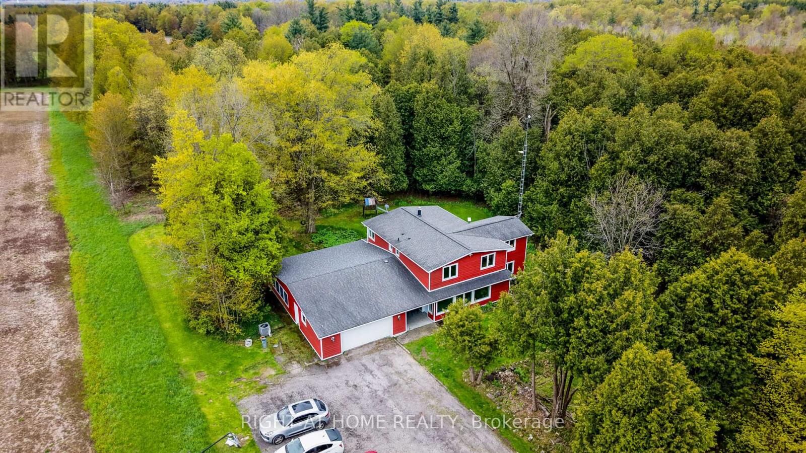 Property Photo:  536 11th Con Road East  ON L8B 1J1 