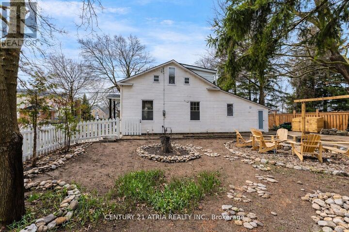 Property Photo: 132 Waterloo Street North ON N3H 1M8