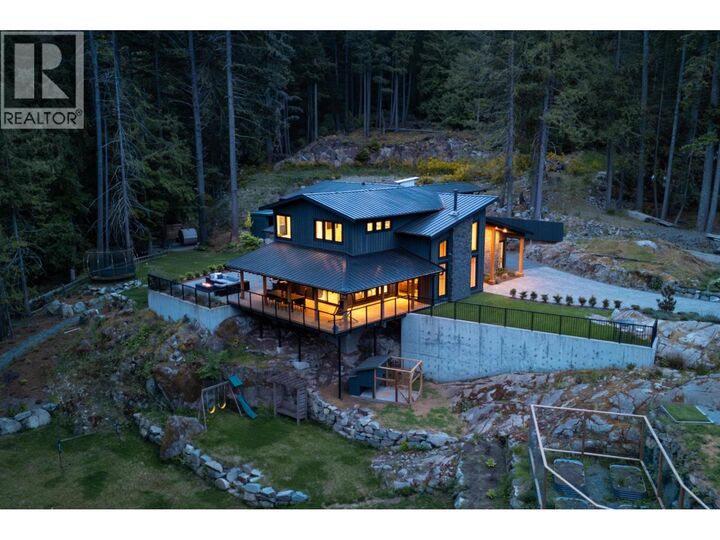 Property Photo:  1604 Joan Audrey Lane  BC V0N 1G2 