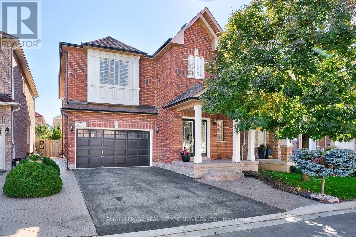 Property Photo: 466 Thistle Glen Lane ON L6H 7A5