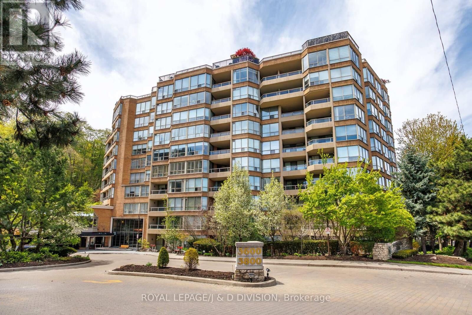 Property Photo:  3800 Yonge Street 302  ON M4N 3P7 