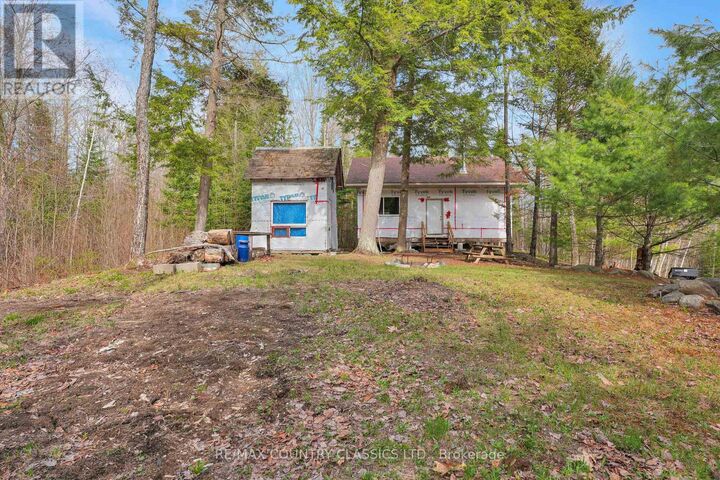Property Photo: 1374 Havensford Drive ON K0L 1M0