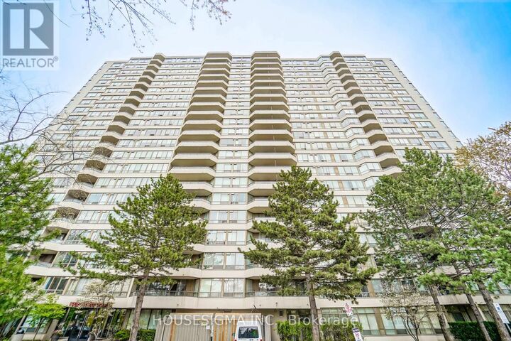 Property Photo: 5 Greystone Walk Drive 1602 ON M1K 5J5