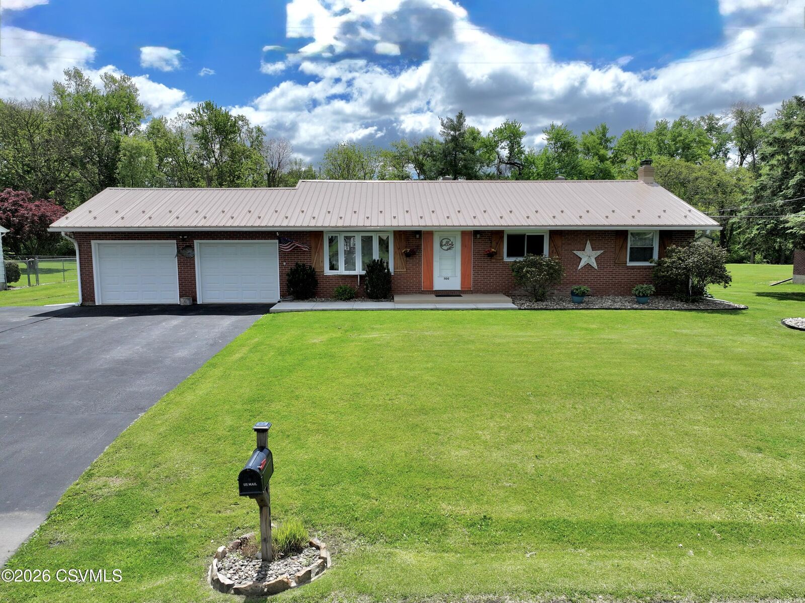 Property Photo:  1100 N Old Trail  PA 17870 