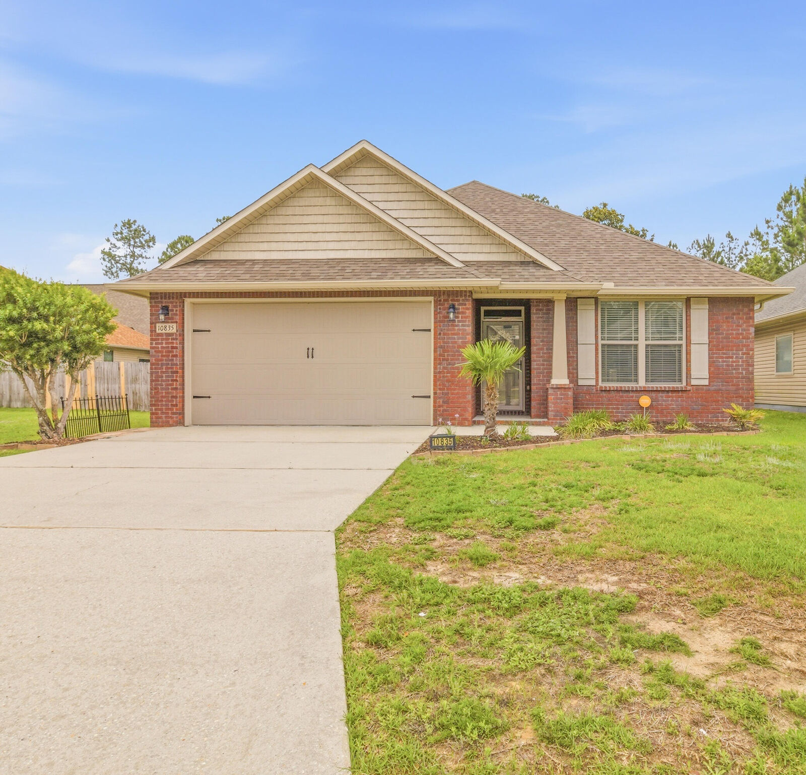 Property Photo:  10835 Trailblazer Way  FL 32506 