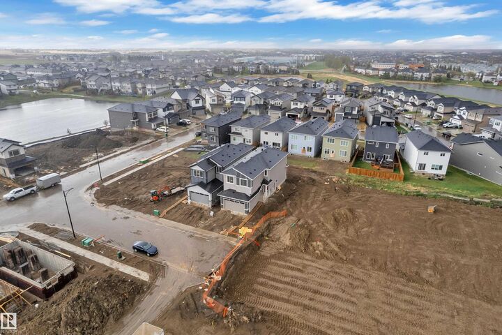 Property Photo: 6226 45 Avenue AB T4X 2Z4