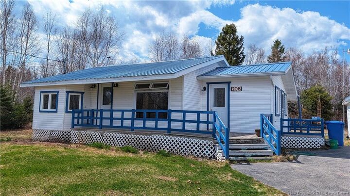 208 Bd Des Acadiens — photo 1