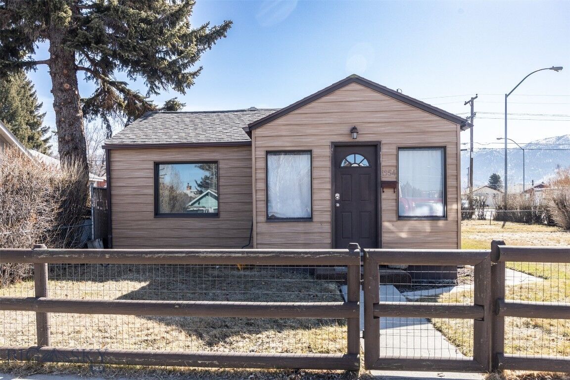 Property Photo:  1954 Florida Avenue  MT 59701 