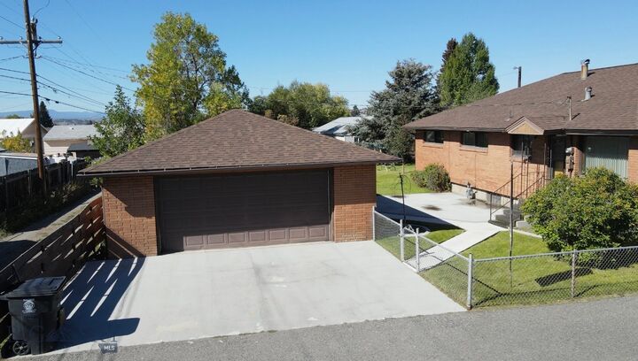Property Photo: 2526 Locust Street MT 59701