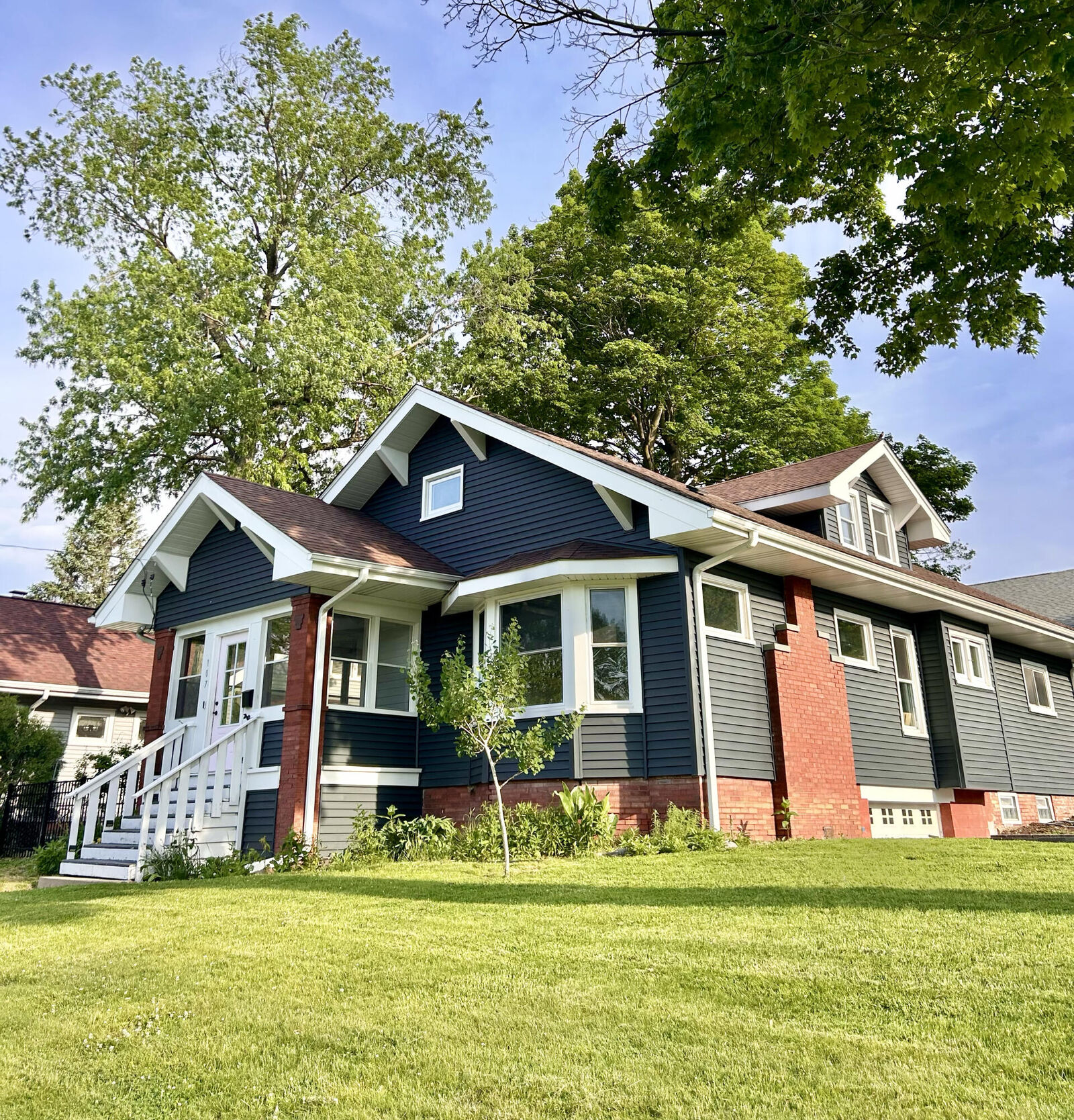 Property Photo: 107 Institute Street IN 46383