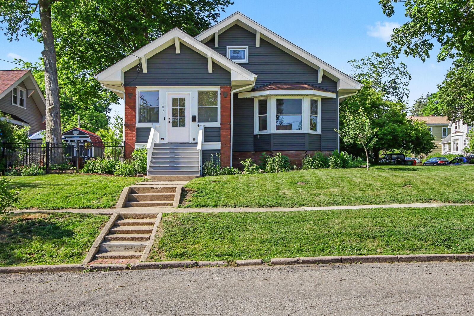 Property Photo:  107 Institute Street  IN 46383 