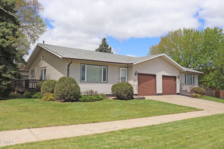 Property Photo: 1606/1608 22nd Street ND 58501