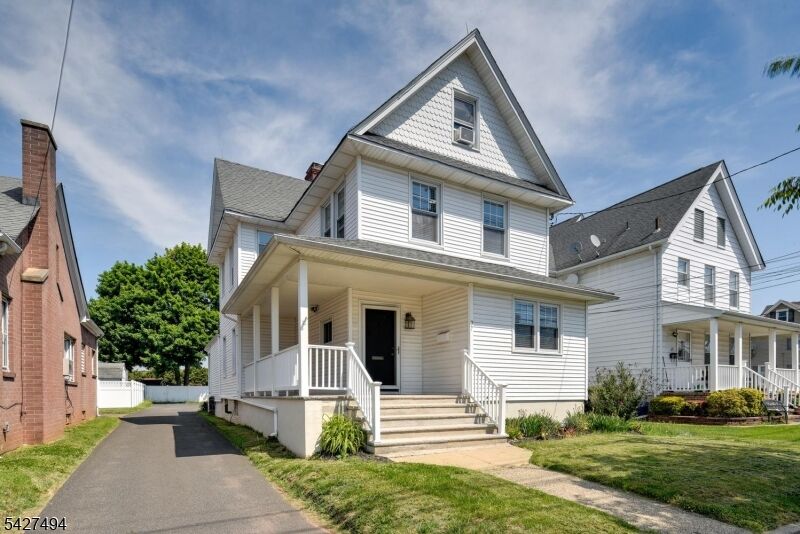 Property Photo: 37 E Somerset St 2 NJ 08869