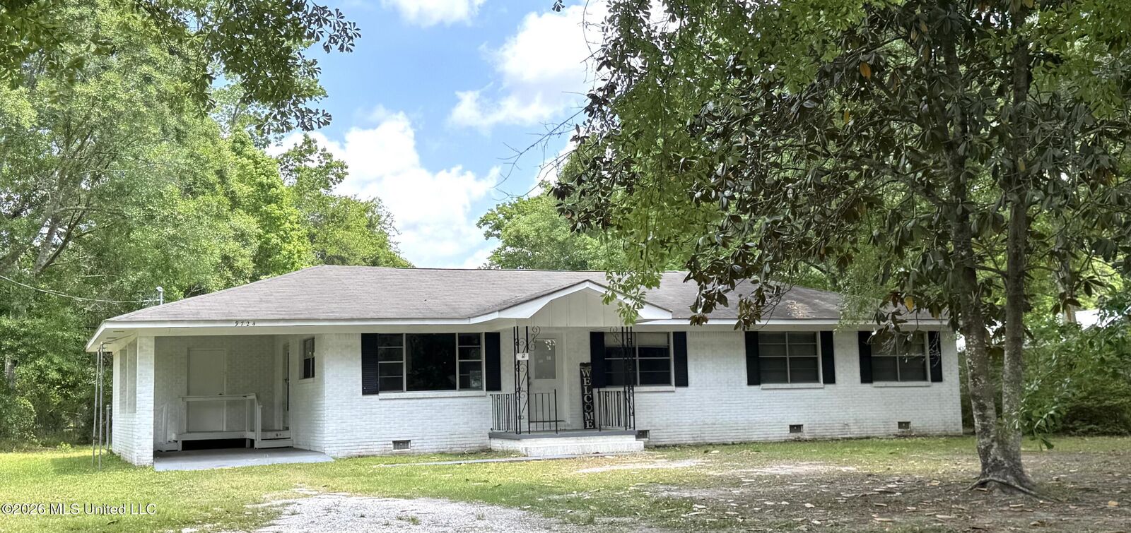 Property Photo: 9724 Highway 613 Highway MS 39562