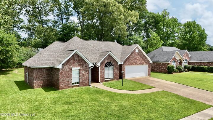 Property Photo: 126 Kirkwood Drive MS 39056